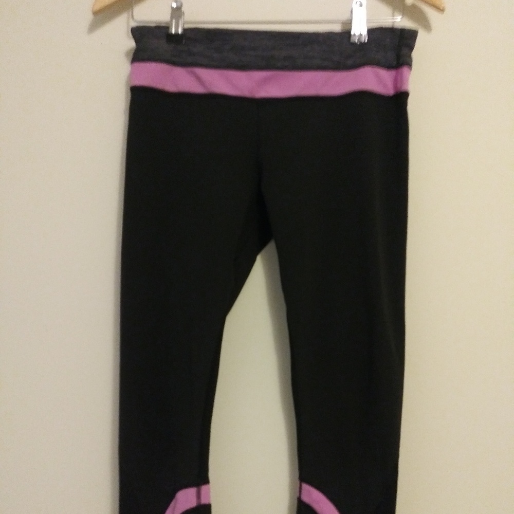 Lululemon run inspire crop